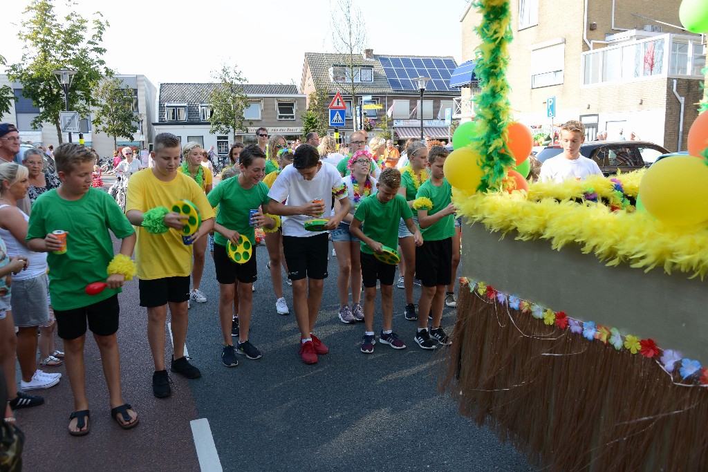 ../Images/Zomercarnaval Noordwijkerhout 2016 153.jpg